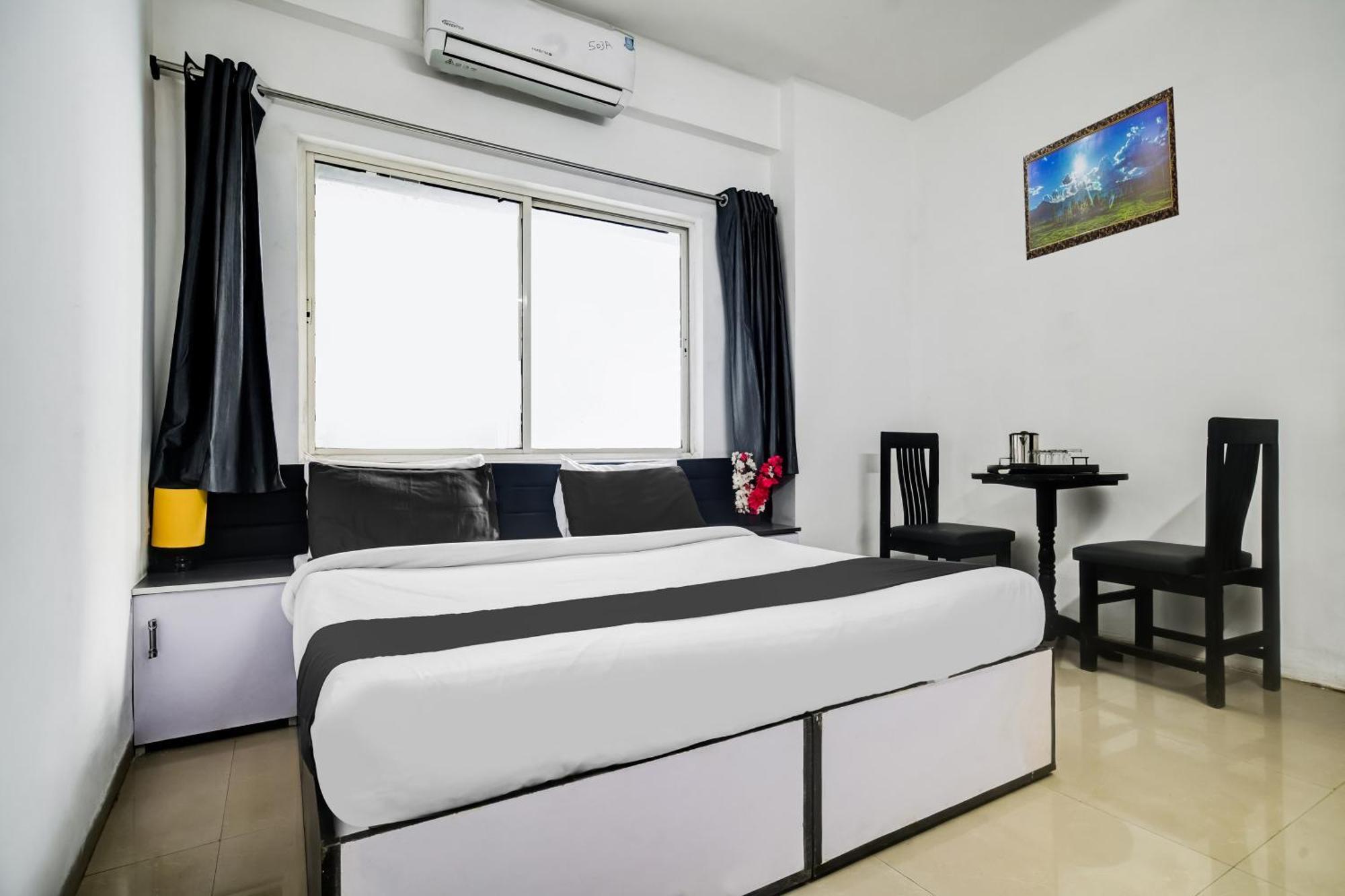 Super Hotel O Indraprasth Indore Buitenkant foto