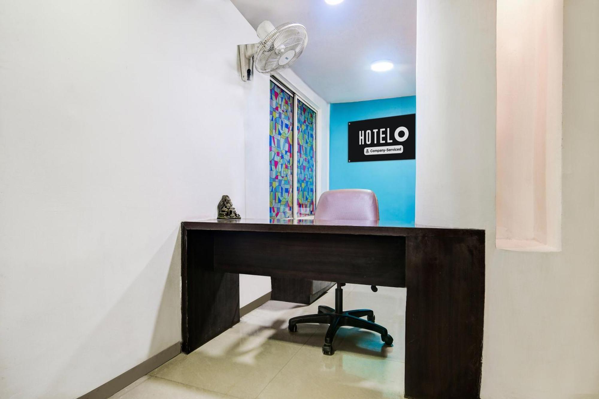 Super Hotel O Indraprasth Indore Buitenkant foto